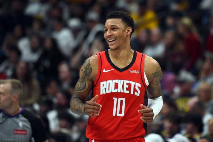 杜兰特26+10+三分绝杀，阿门17+7，布克27分，狄龙15+4