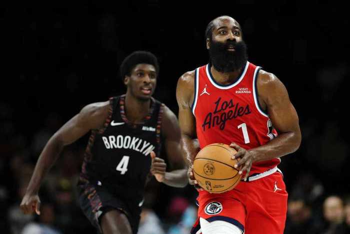 快船继续北伐：超独行侠升西部倒五 双核57分哈登单节15分小卡半节13分