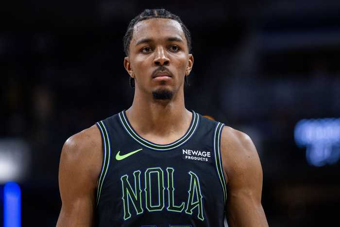 香的一批！墨菲半场攻防在线 7中5&罚球6中6砍下17分3断