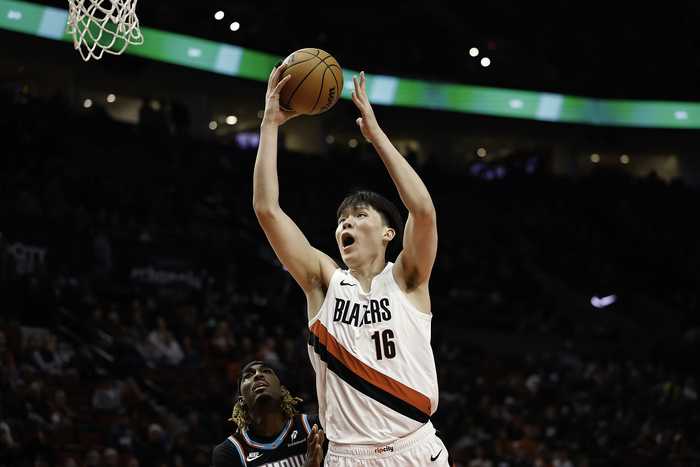 强度拉满！杨瀚森经历背靠背靠背 连续三天出战三场比赛